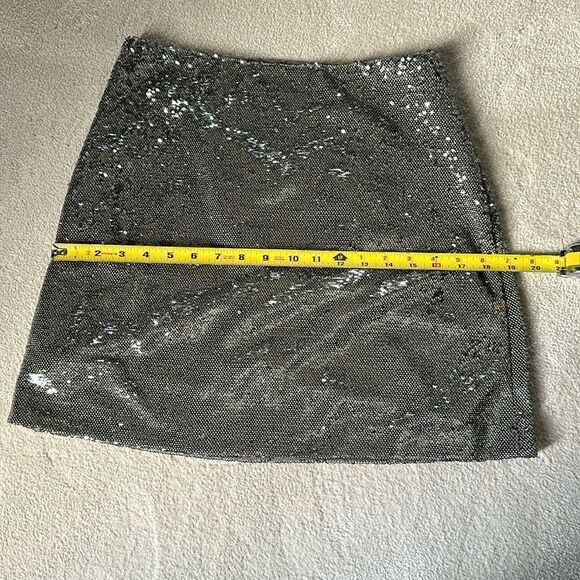 NWT Gap sequins mini skirt - Picture 8 of 9